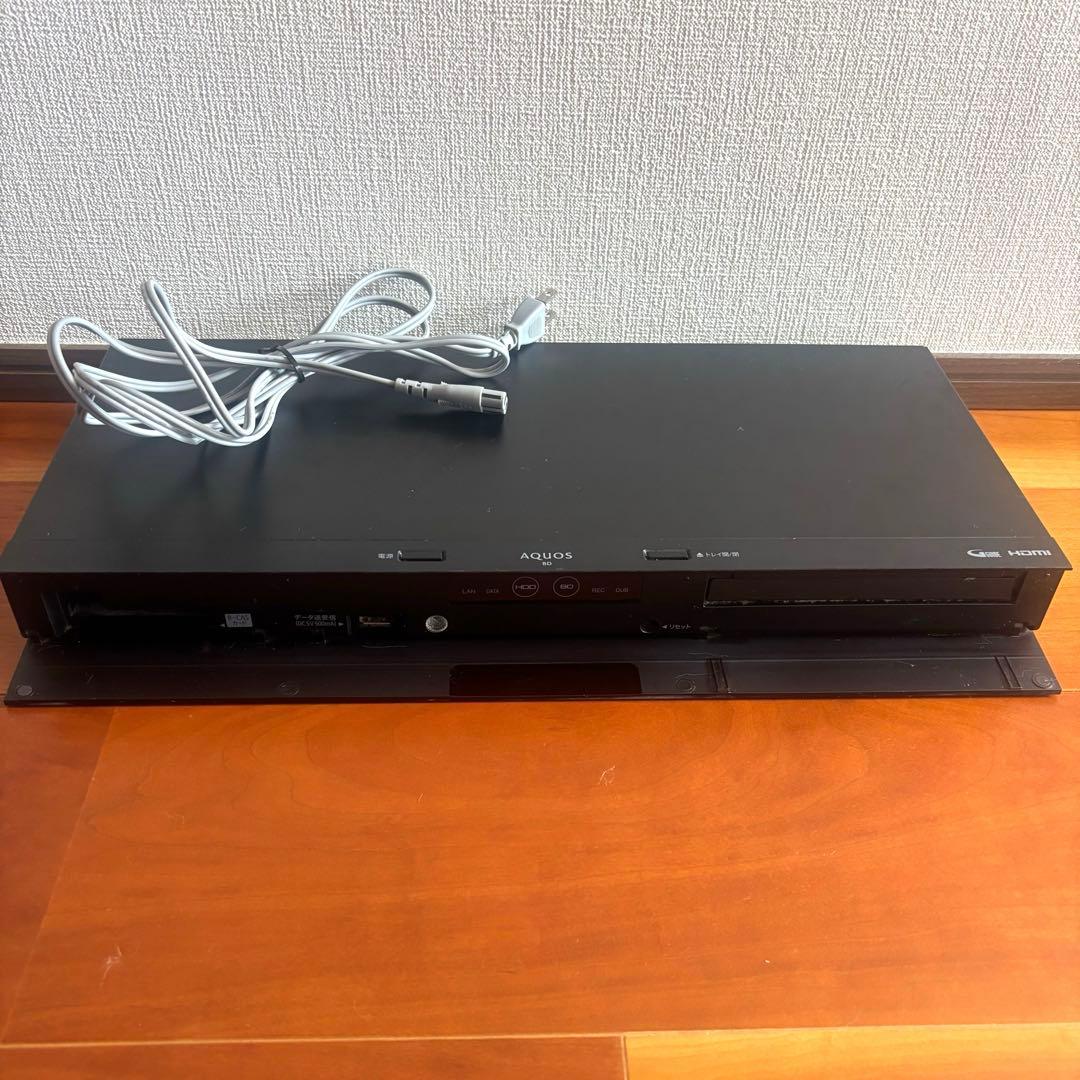 美品　SHARP シャープ ブルーレイ&HDDレコーダー　BD-NW1200