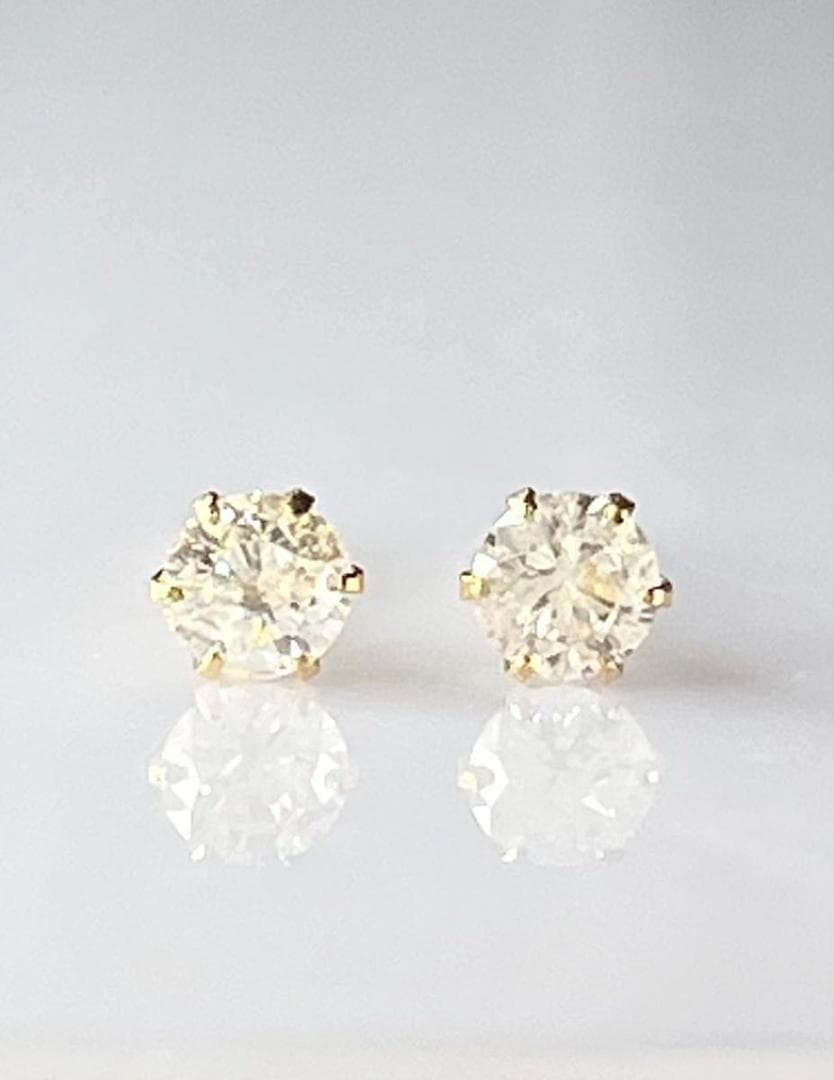 K18天然ダイヤモンドピアス 計0.2ct ホワイト系 鑑別カード付き
