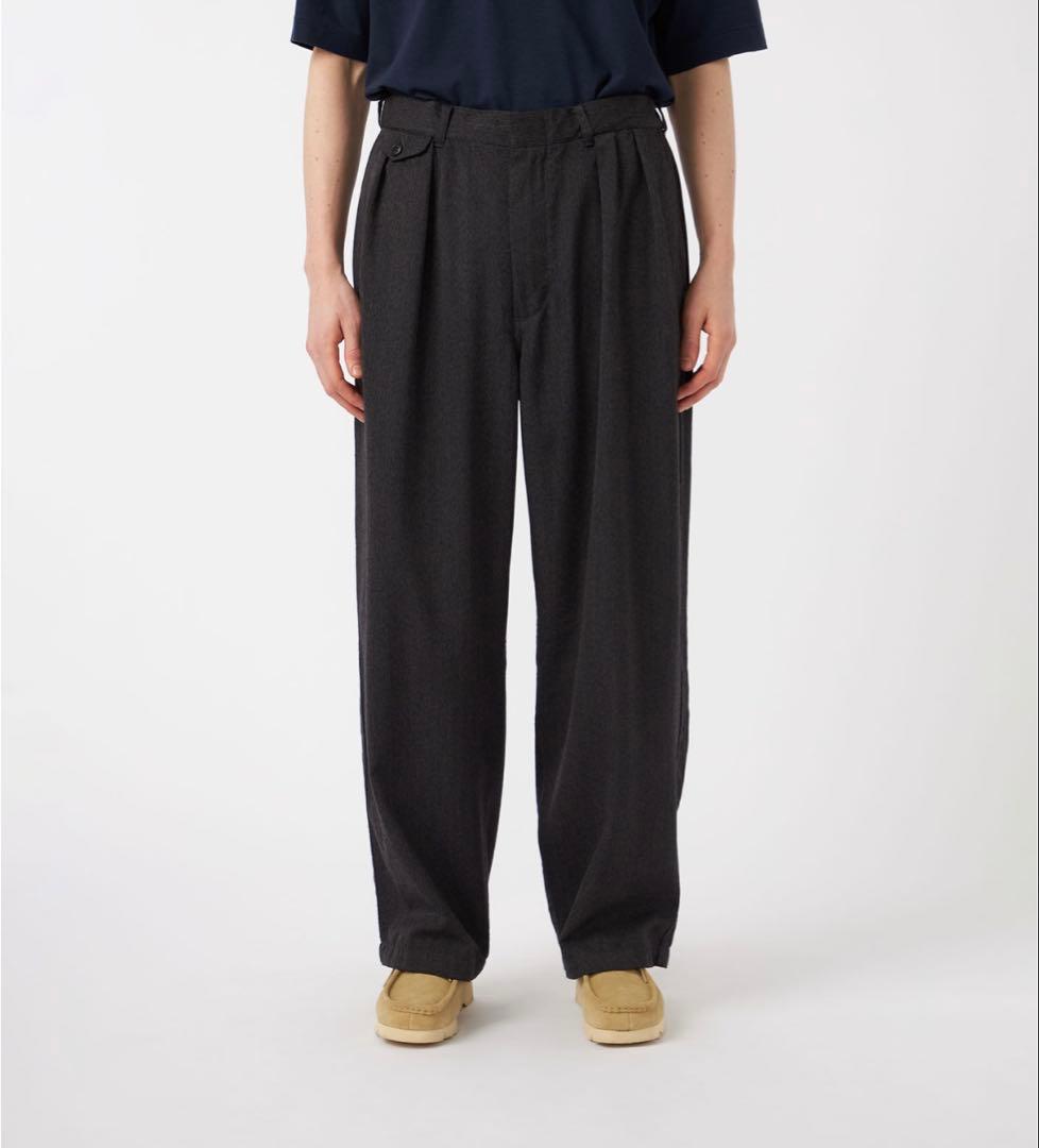 ナナミカ　Wool Gabardine Pleat Pants