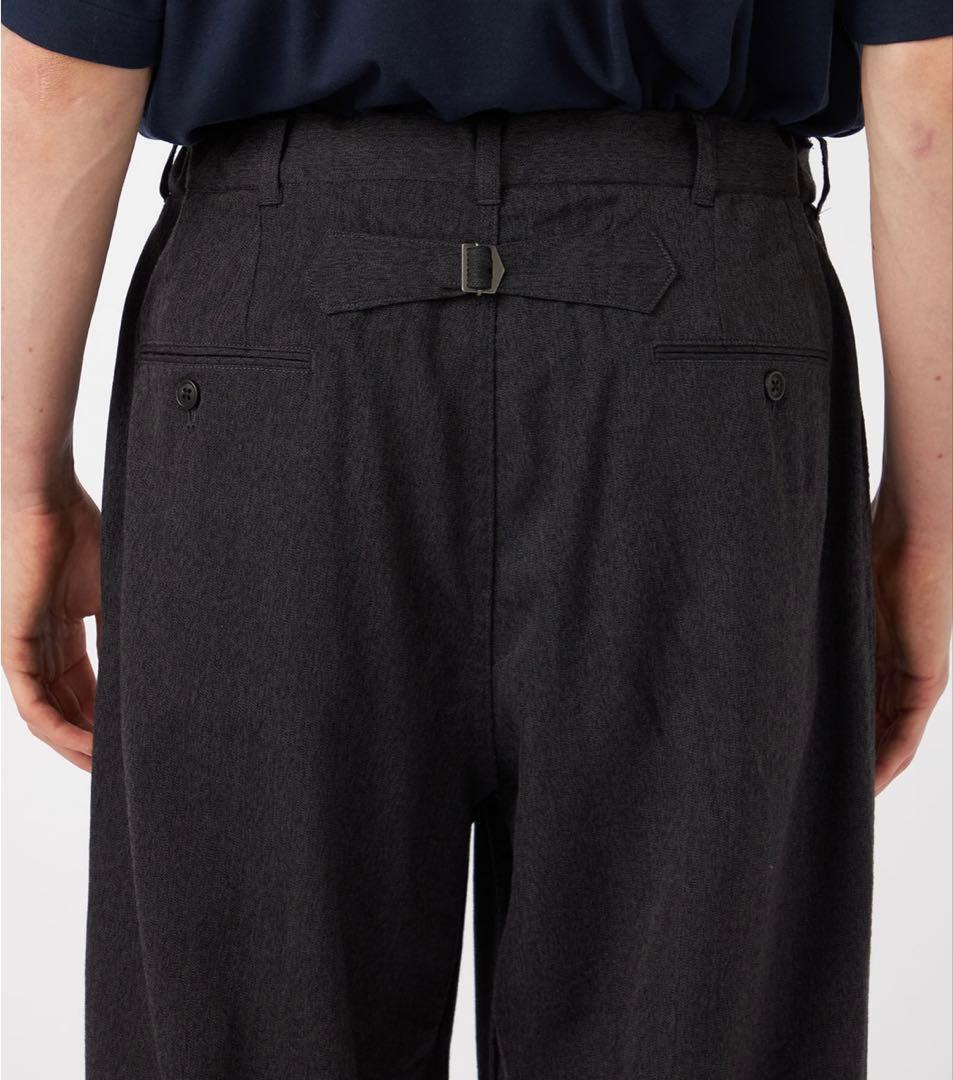 ナナミカ　Wool Gabardine Pleat Pants