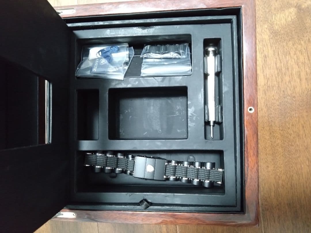 アクアノウティック/AQUANAUTIC