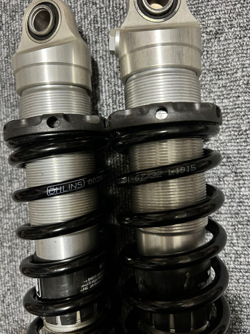 S36Eオーリンズ HD207 280mm 11inch スポーツスターショック