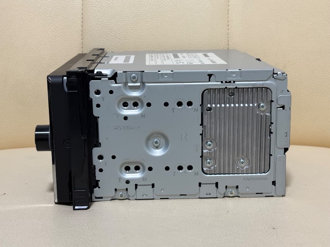 パナソニック CN-RX02WD 地図データ 2023 ジャンク品として出品