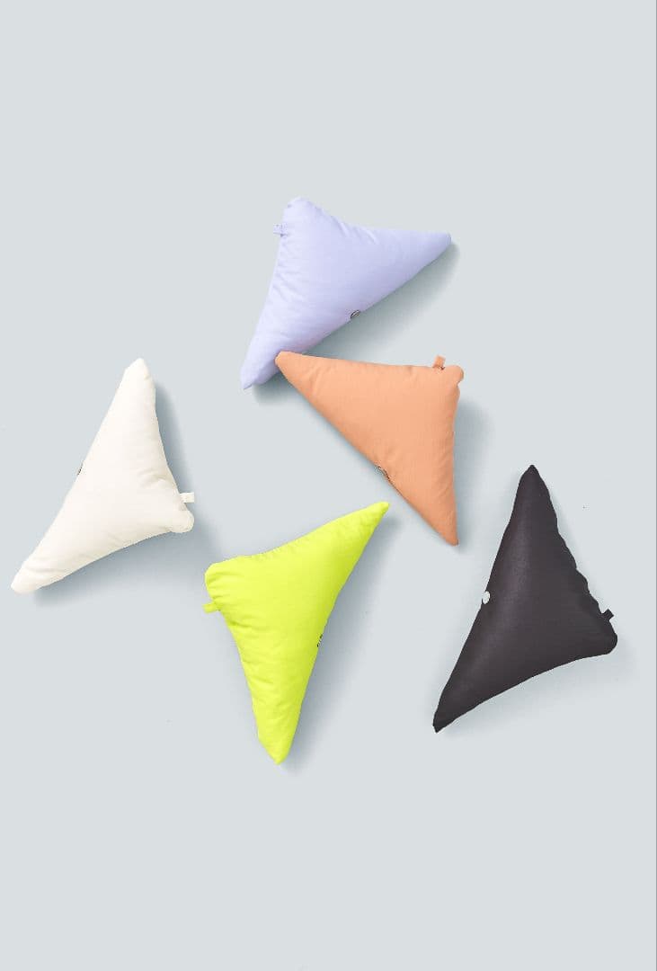 miffew（ミフュー）REVERSIBLE DOWN MUFFLER　ブラック