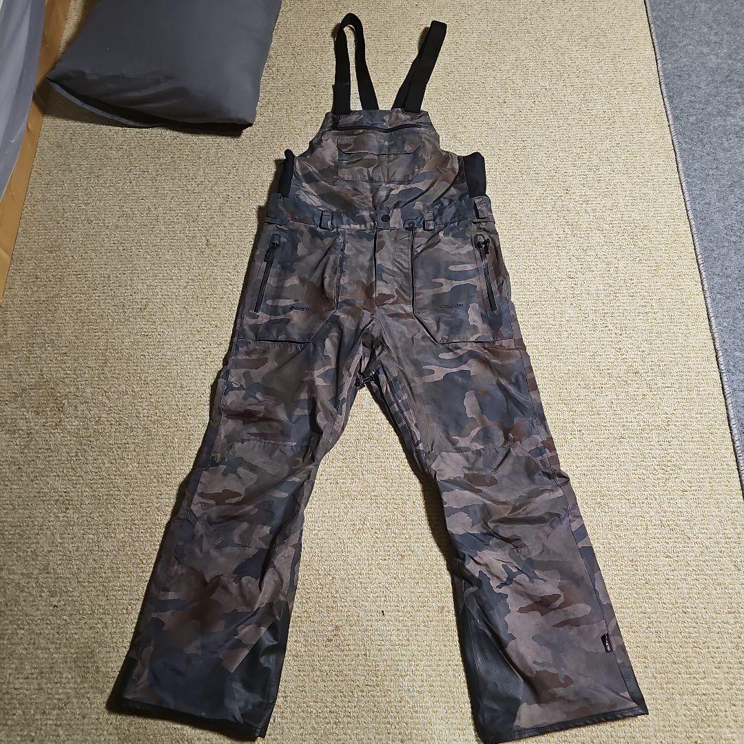VOLCOM　ゴアテックス　ビブパンツ　M　迷彩