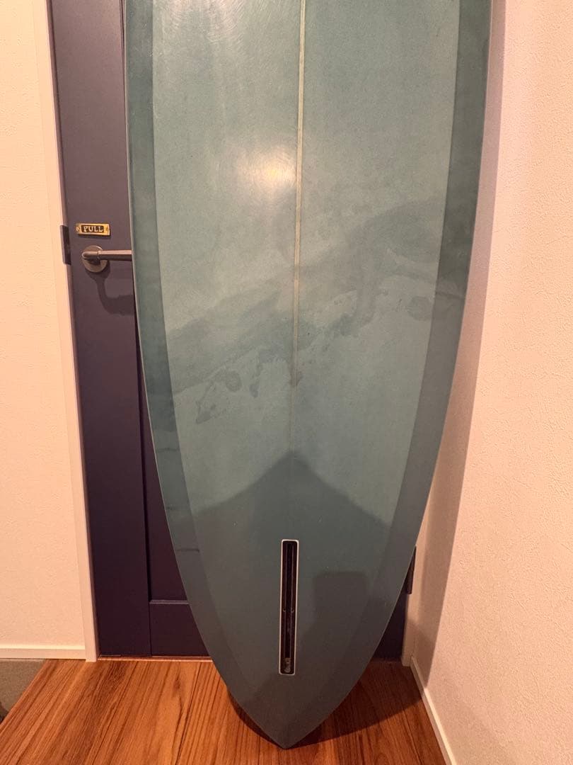 ミッドレングスサーフボード7'0\"