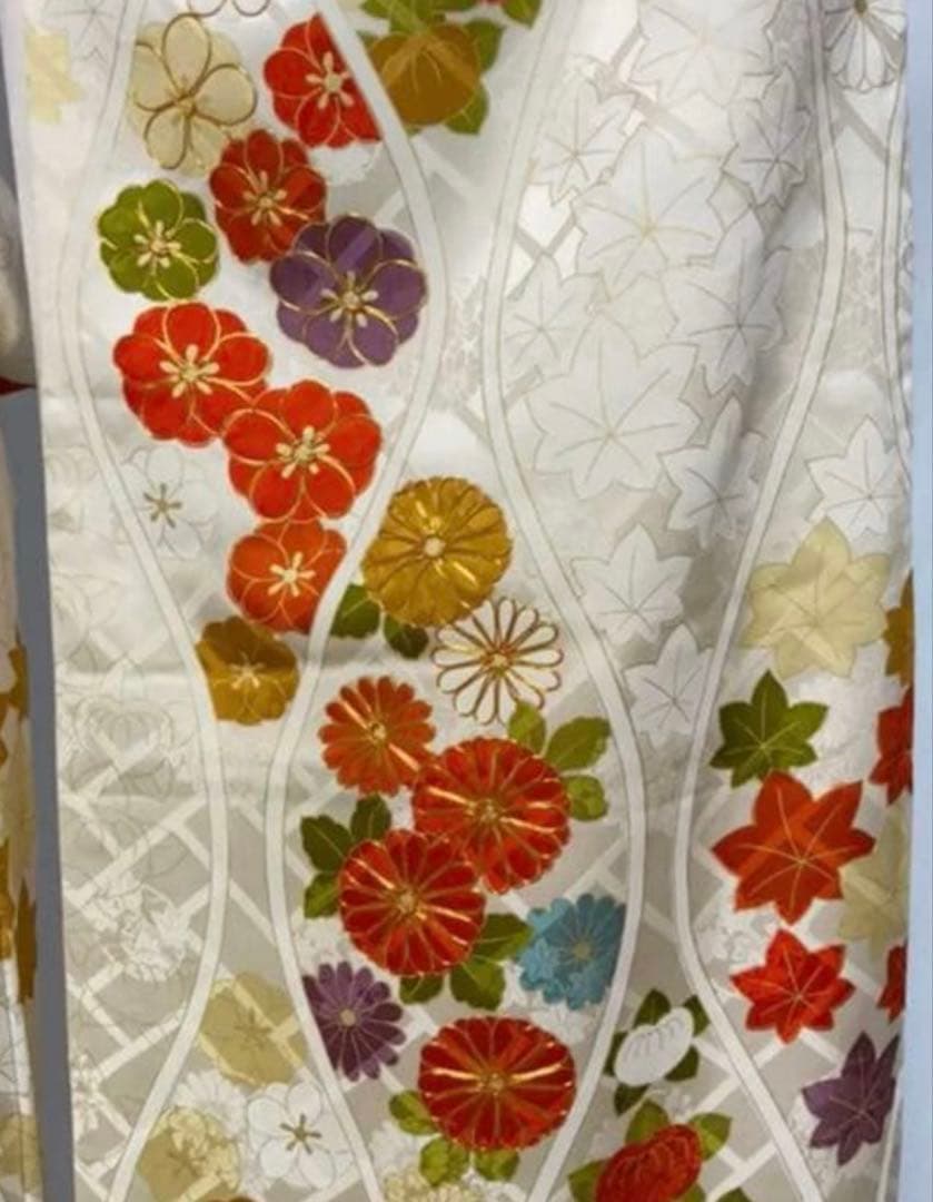 振袖 クリーム色 花柄