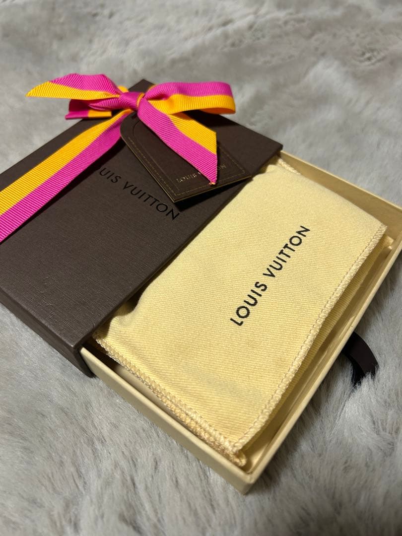 ルイヴィトン　ダミエ　エベヌ　キーケース　ミュルティクレ4