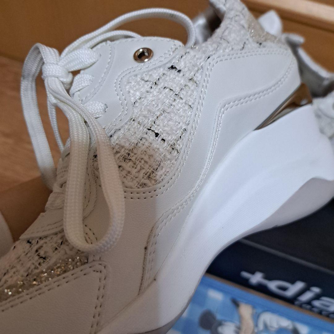 diana ホワイト スニーカー ウェッジソール