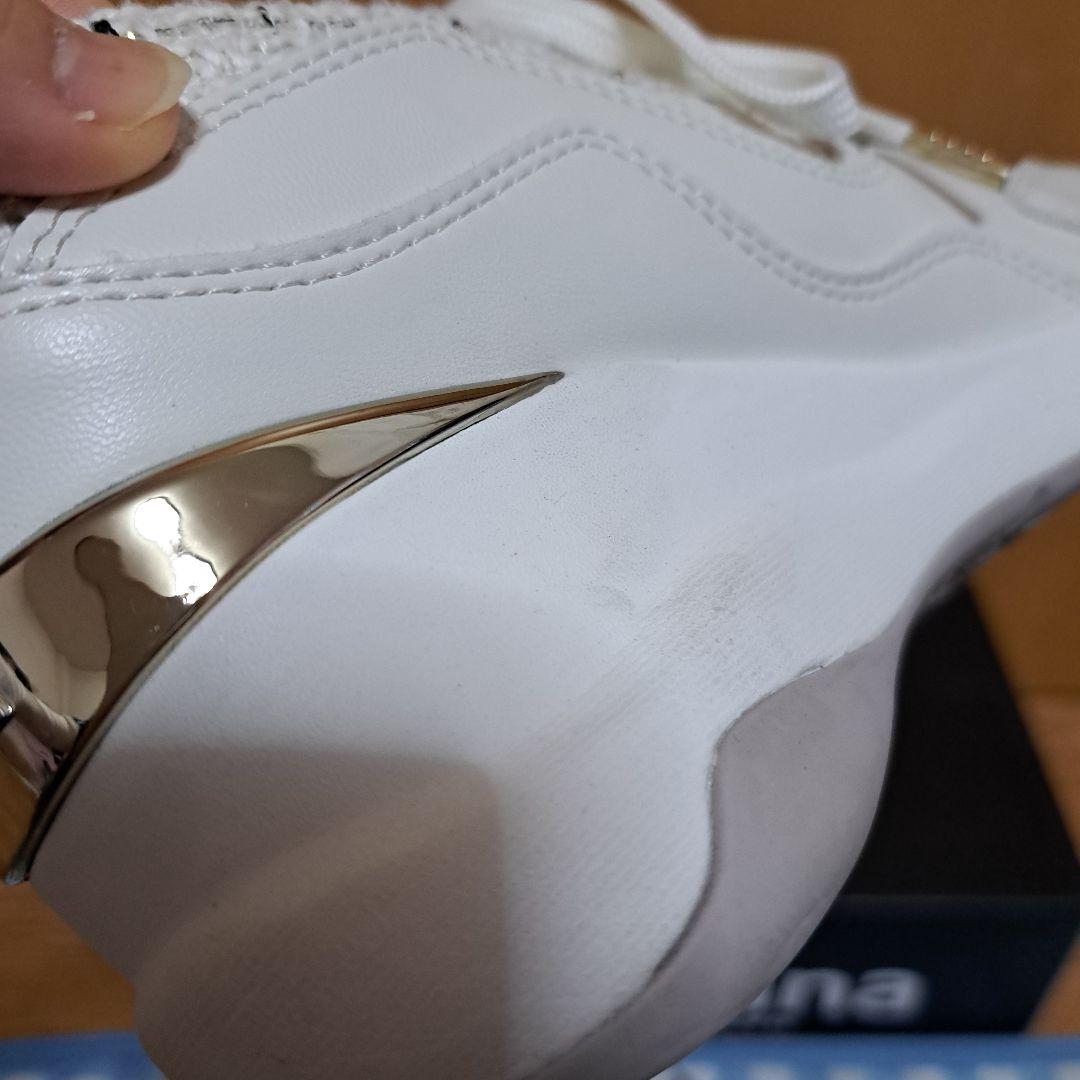 diana ホワイト スニーカー ウェッジソール