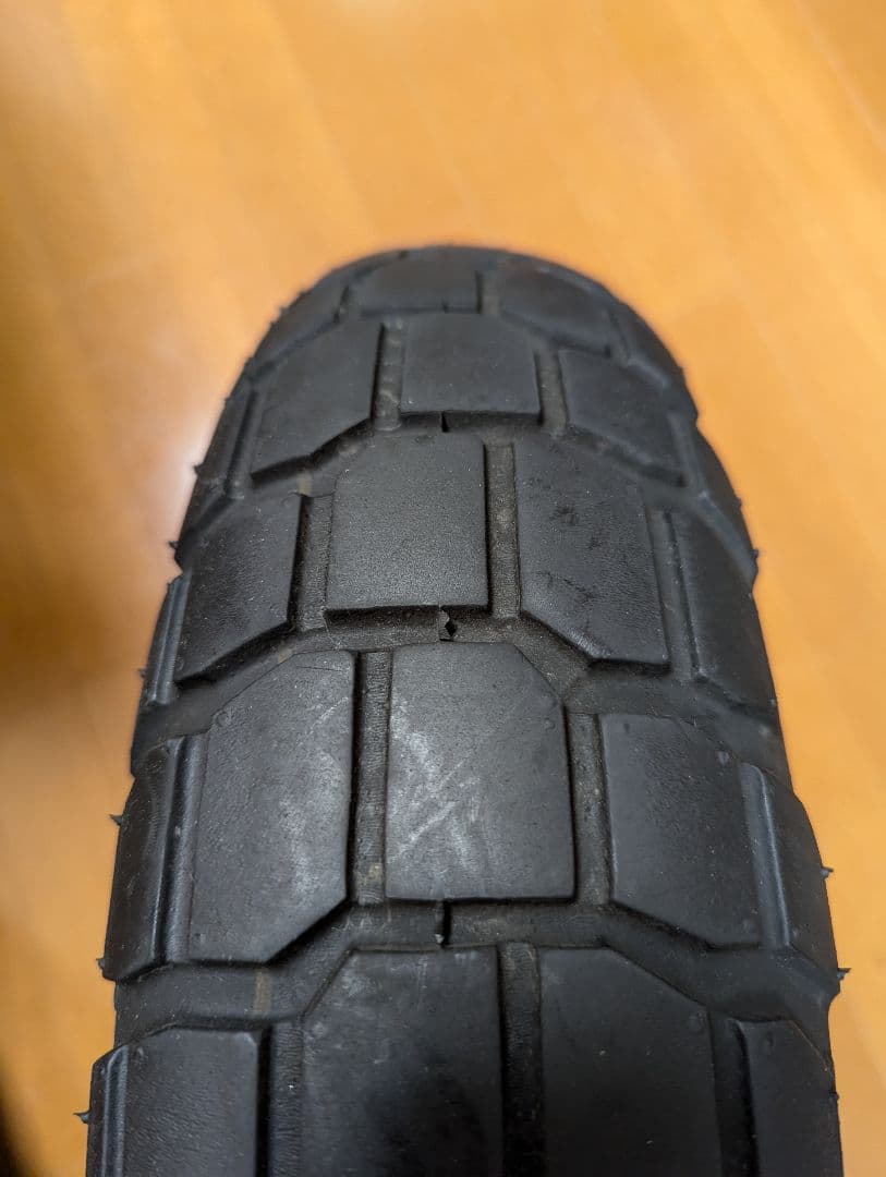 ape100　多分純正　スイングアーム　タイヤ