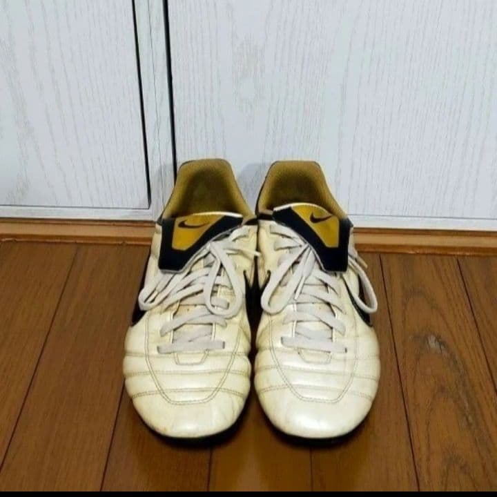 Nike Tiempo ナイキ ティエンポ スパイク 28cm