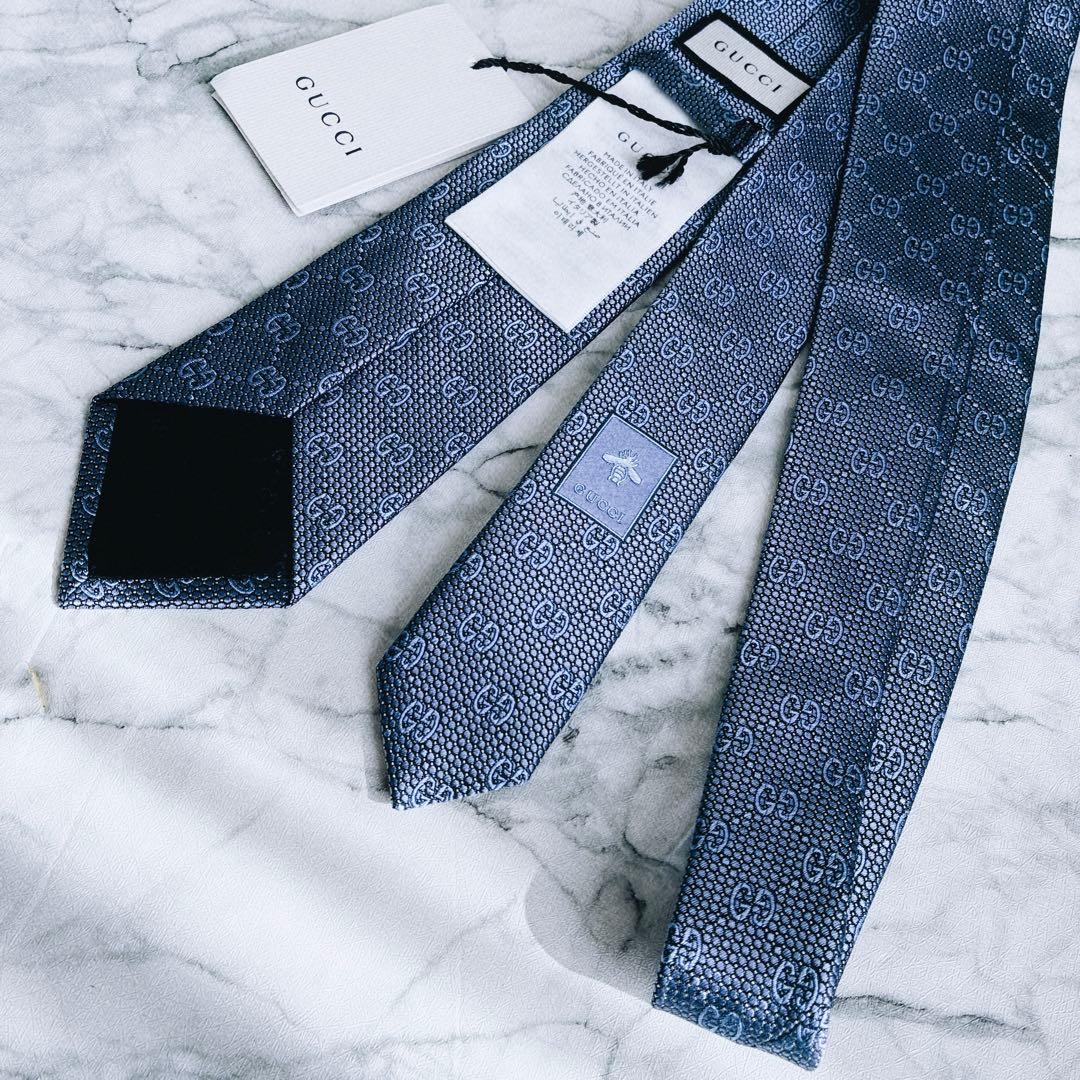 ✨未使用タグ付✨GUCCI 現行タグ　近年モデルのGG柄 蜂刺繍　ブルーネクタイ