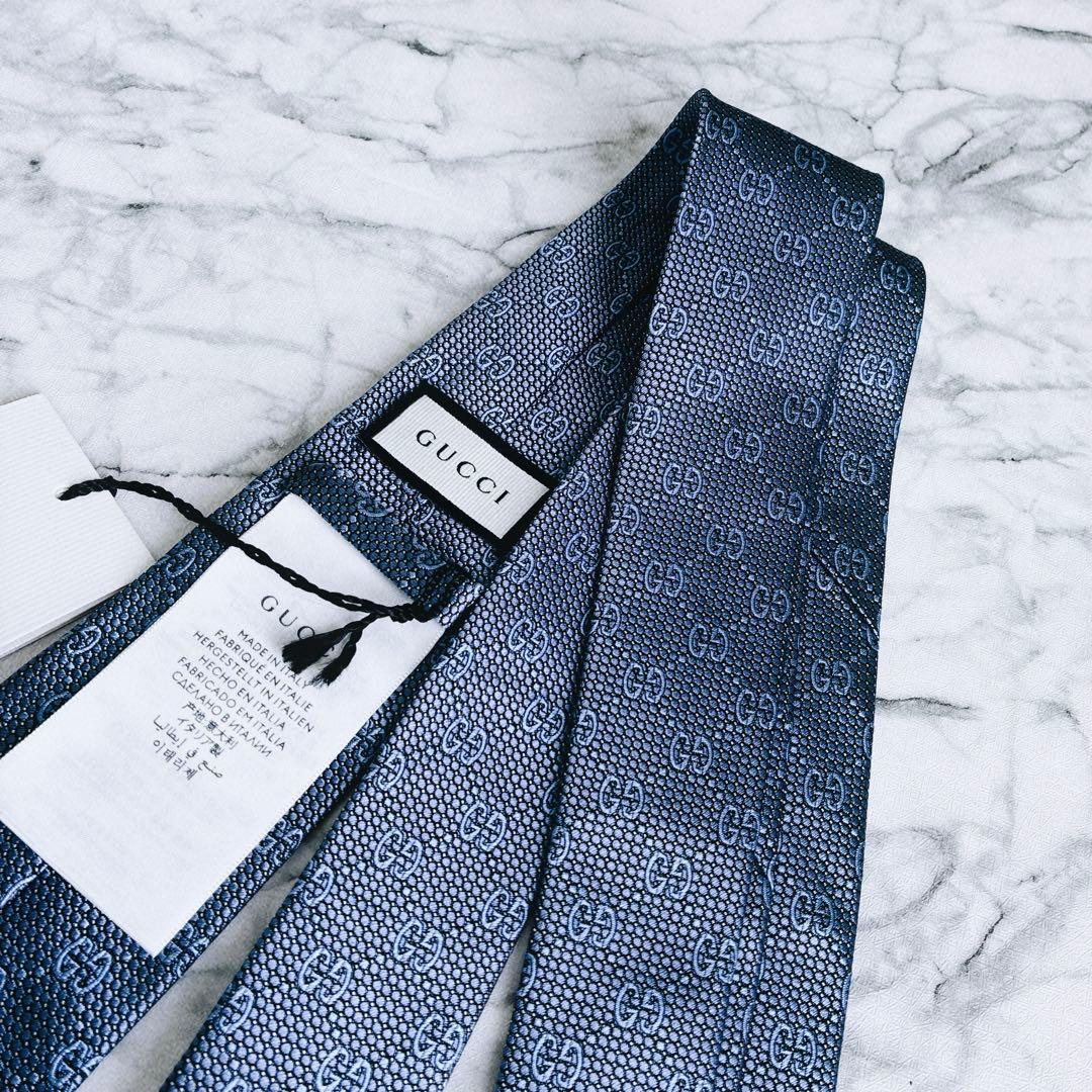 ✨未使用タグ付✨GUCCI 現行タグ　近年モデルのGG柄 蜂刺繍　ブルーネクタイ