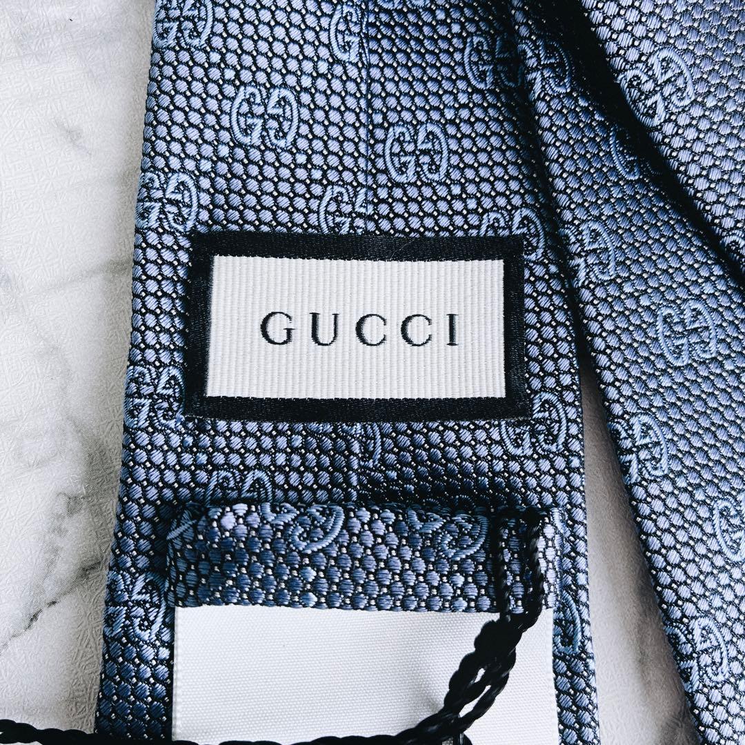 ✨未使用タグ付✨GUCCI 現行タグ　近年モデルのGG柄 蜂刺繍　ブルーネクタイ