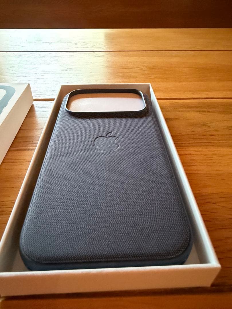 テックウーブンケース　パープル　iPhone17Pro