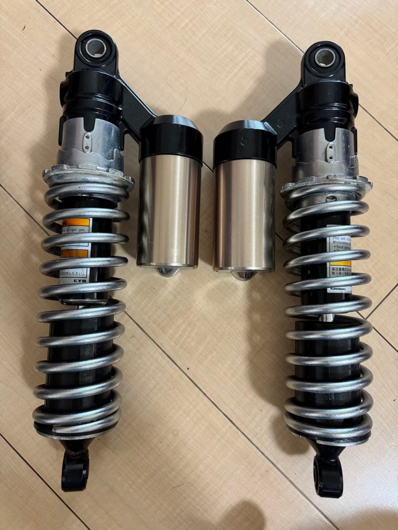 ク*ー様 バイク用ダブルショックサスペンション　ゼファーχファイナルエディション