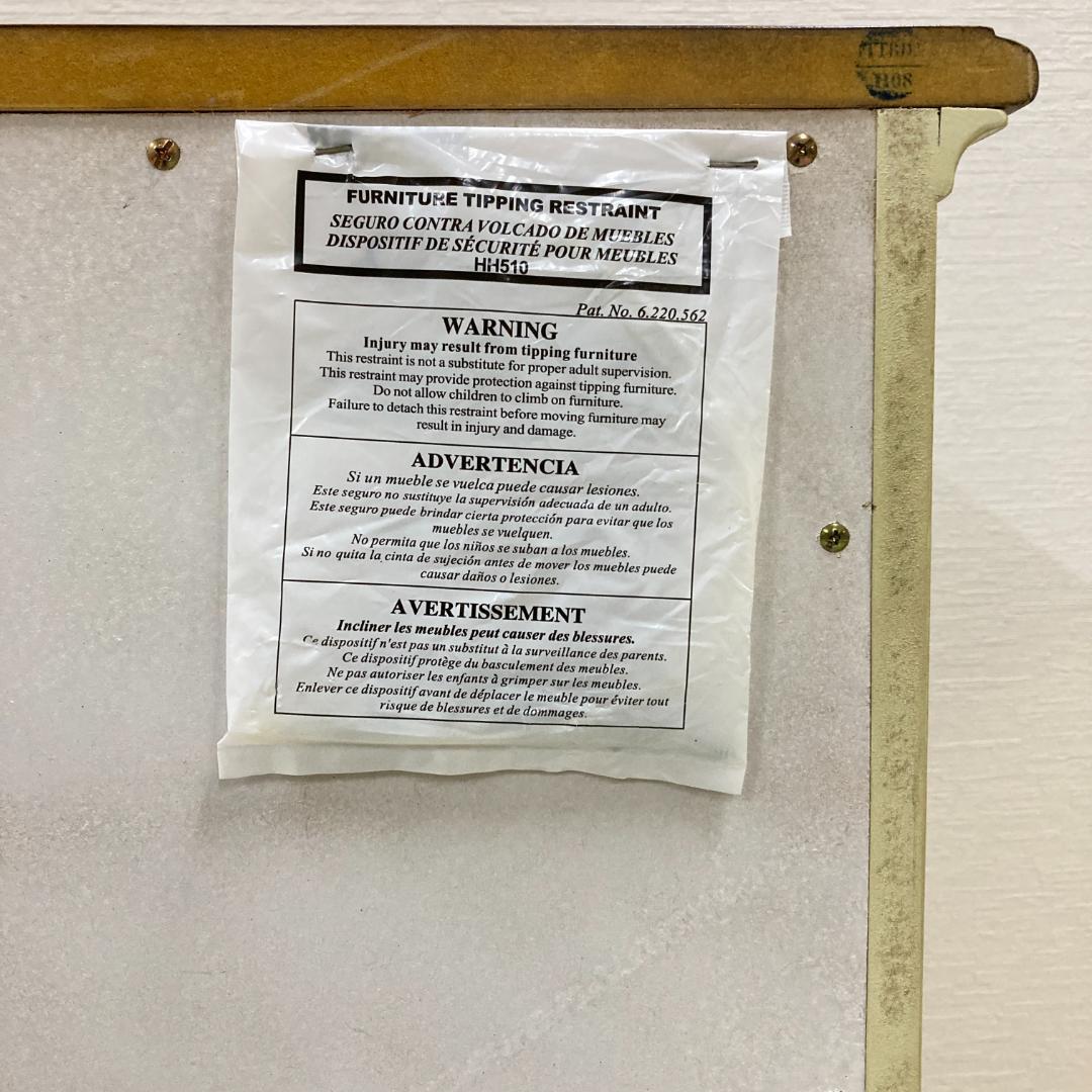 ASHLEY アシュレイ　アンティーク調　４段　チェスト　サイドボード　収納