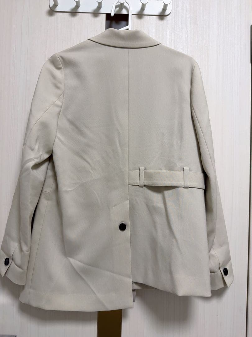 UNITED TOKYO ベージュ テーラードジャケット