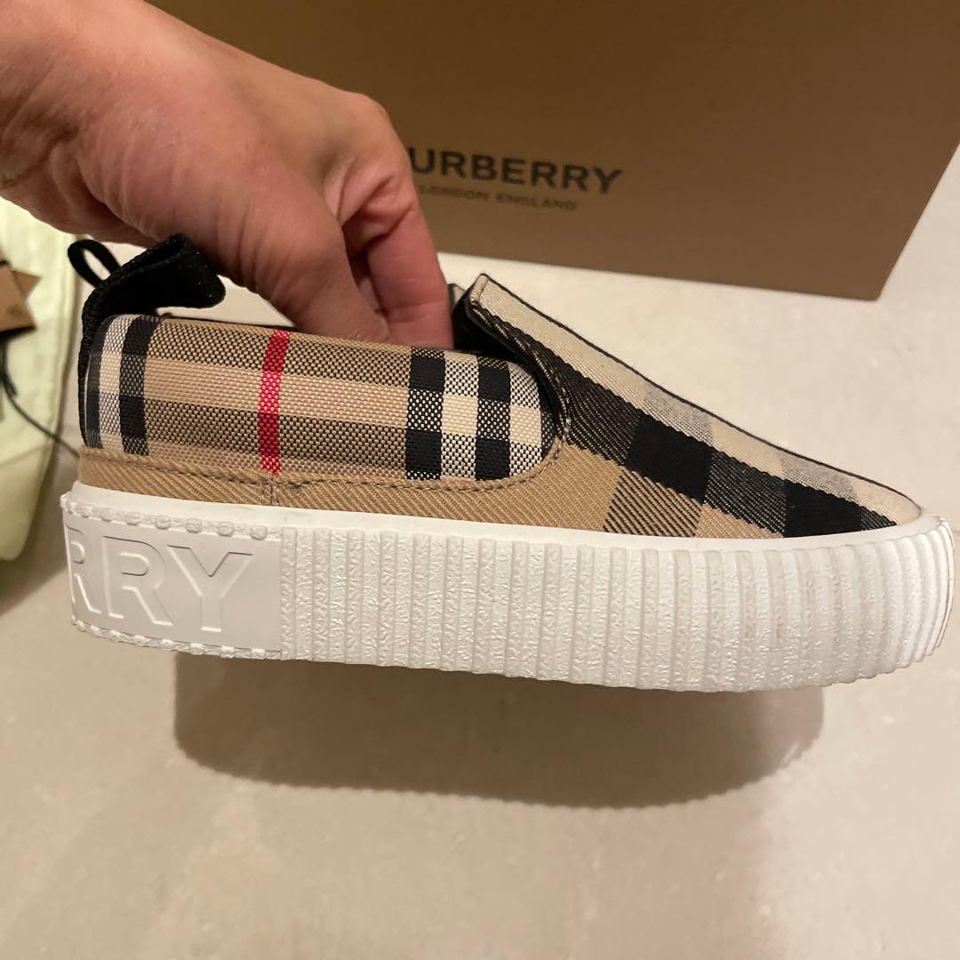 BURBERRY チェック柄スリッポン スニーカー　18cm