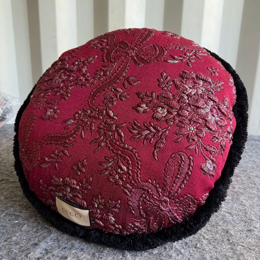 JI92美品✨　GUCCI フローガル柄 クッション 丸型 レッド チェック