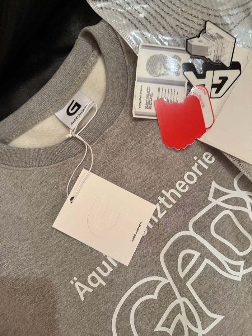 GADID ANONIEM GWEN スウェット