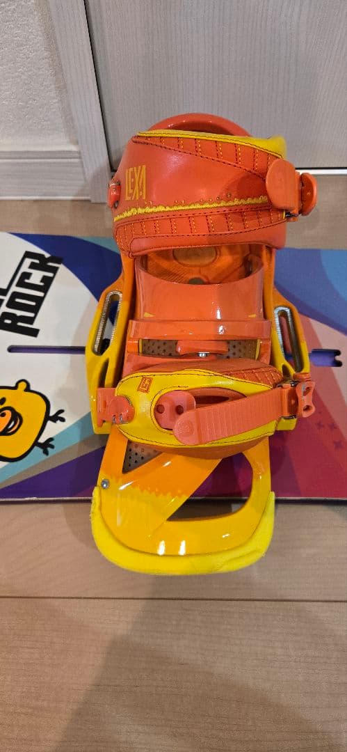 ★再値下げ！Burton買い揃え！ スノーボード板&ビンディング カバー2つ付き