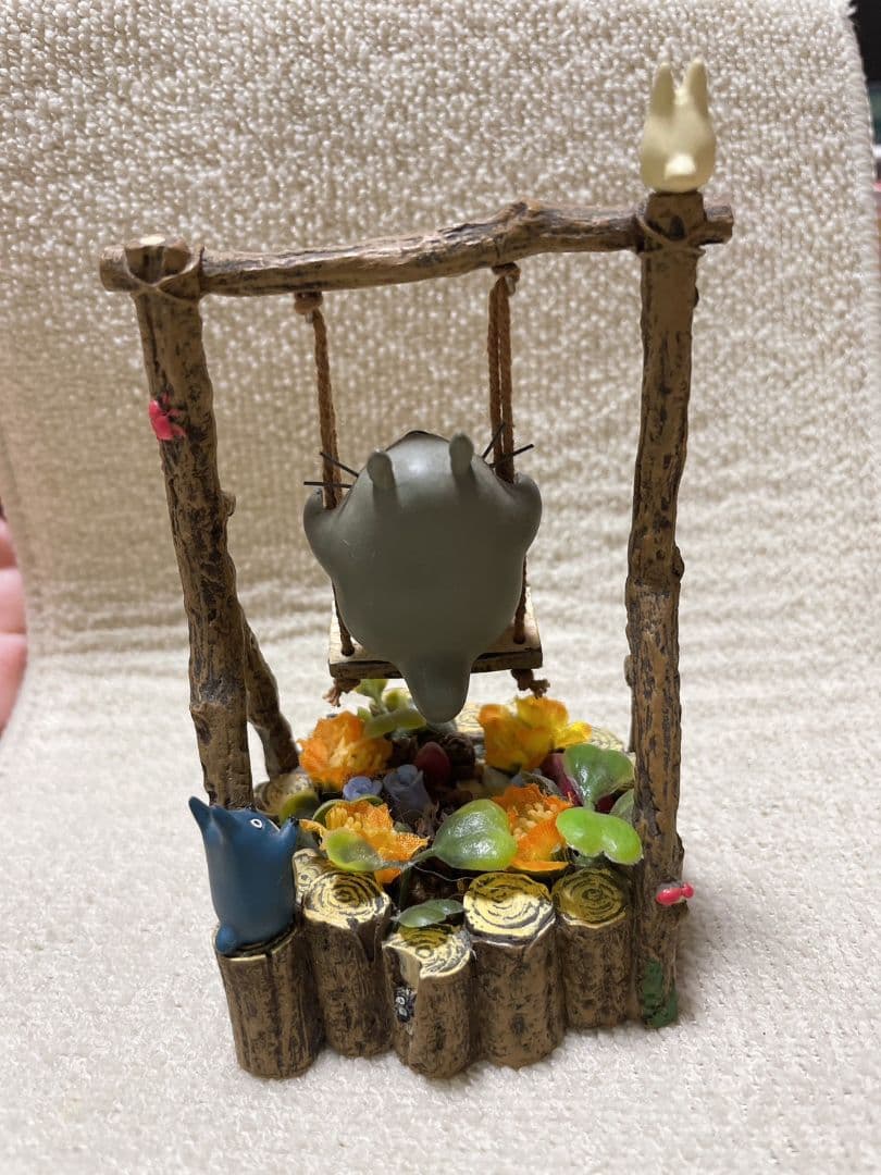 レア☆ となりのトトロ ジオラマ 雑木林の遊園地　丸太ブランコ