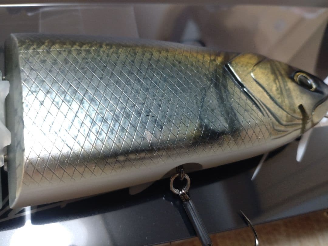 DRT　クラッシュゴースト　限定カラー　ウグイシルバー