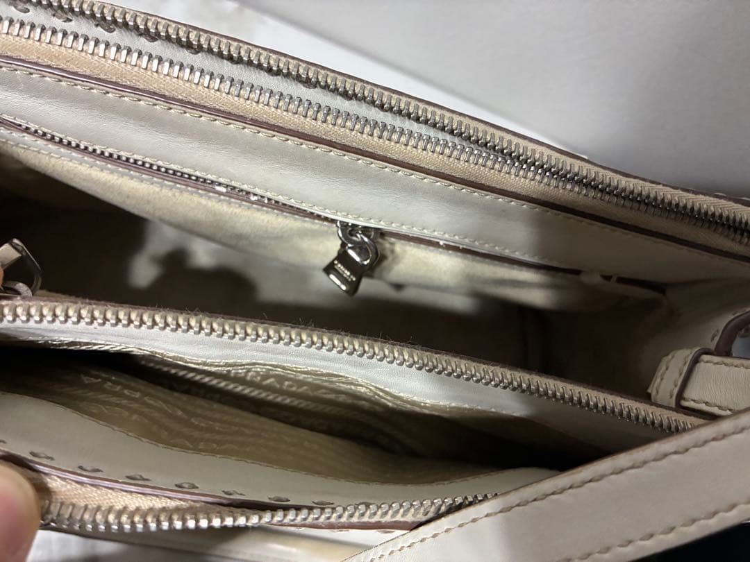 プラダ　BN2863 CITY CALF TALCO トートバッグ　ショルダー