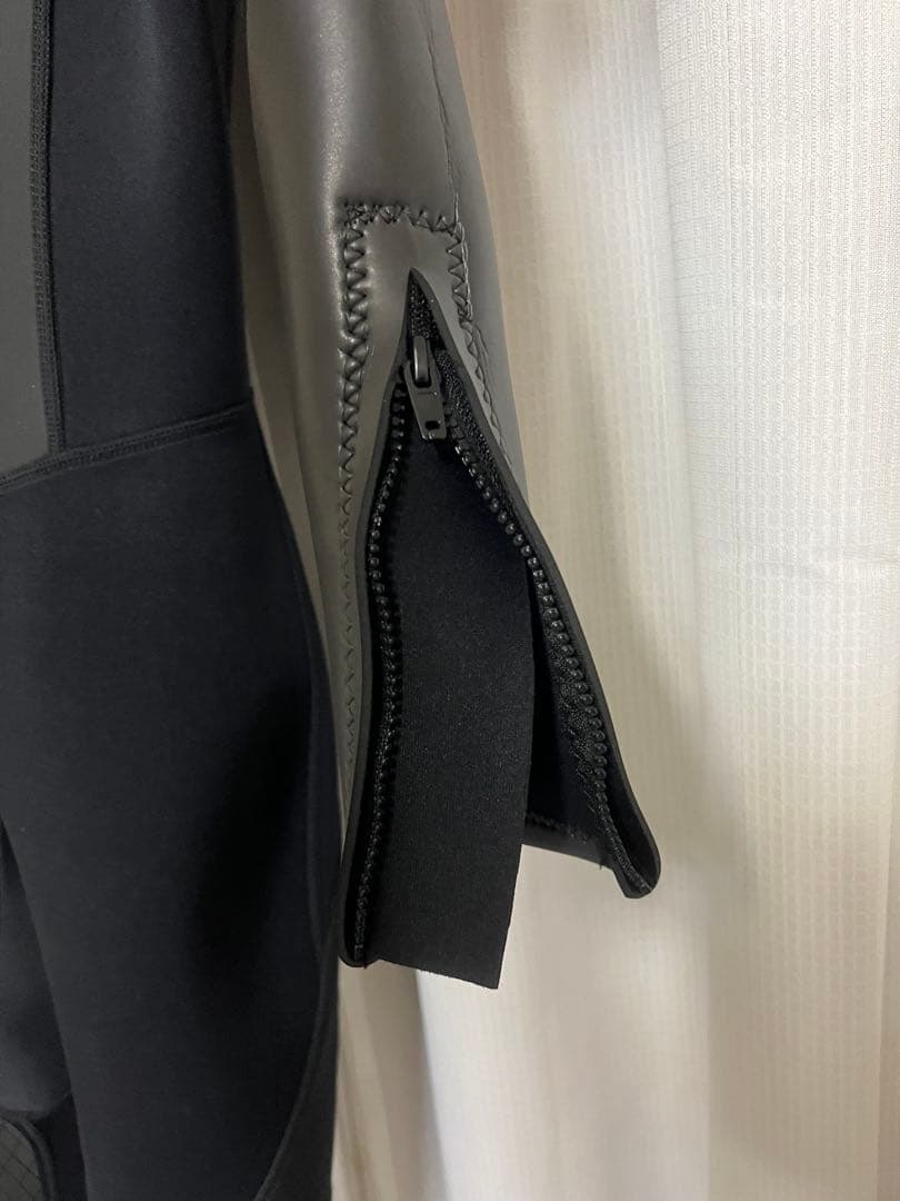 Hele i Waho ウェットスーツ 3mmフルスーツ ブラック/グレー