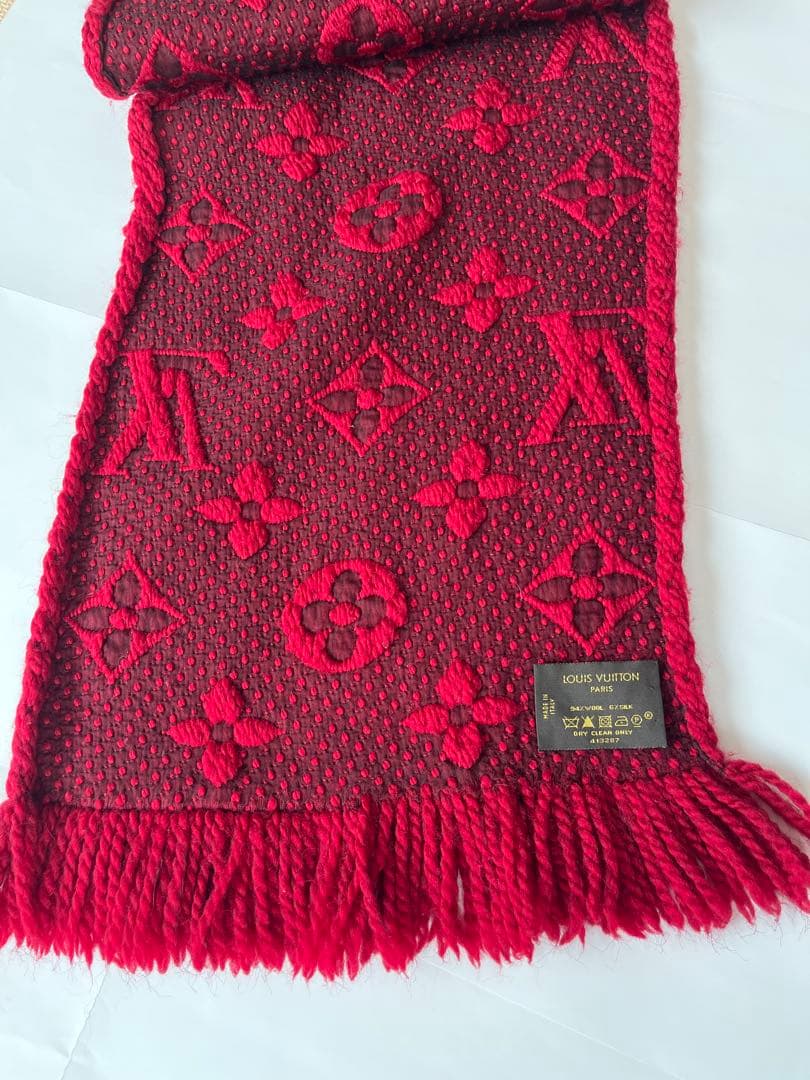 ルイヴィトン LOUIS VUITTON エシャルプ・ロゴマニア　マフラー　赤