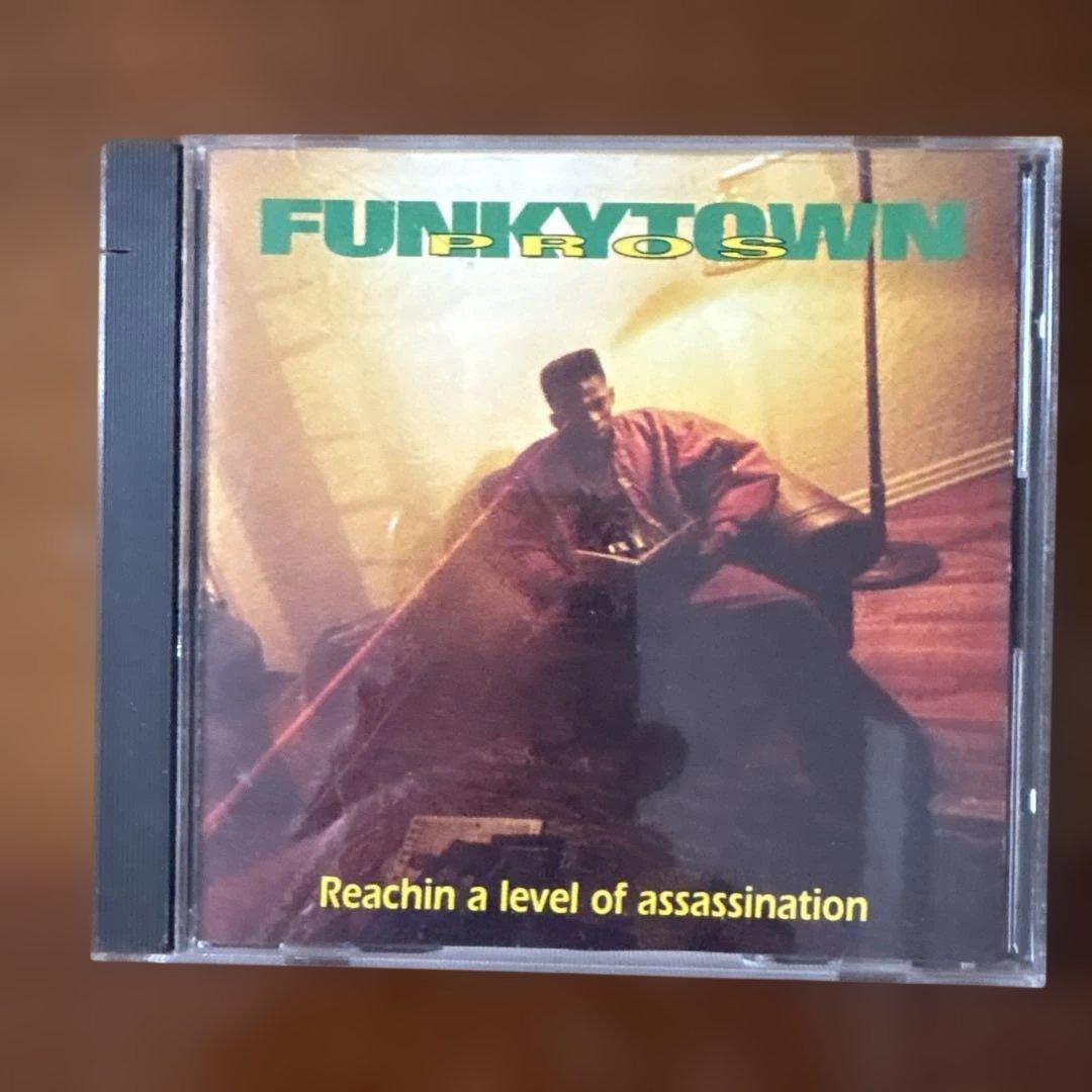 Funky Town Pros / Reachin a level of…