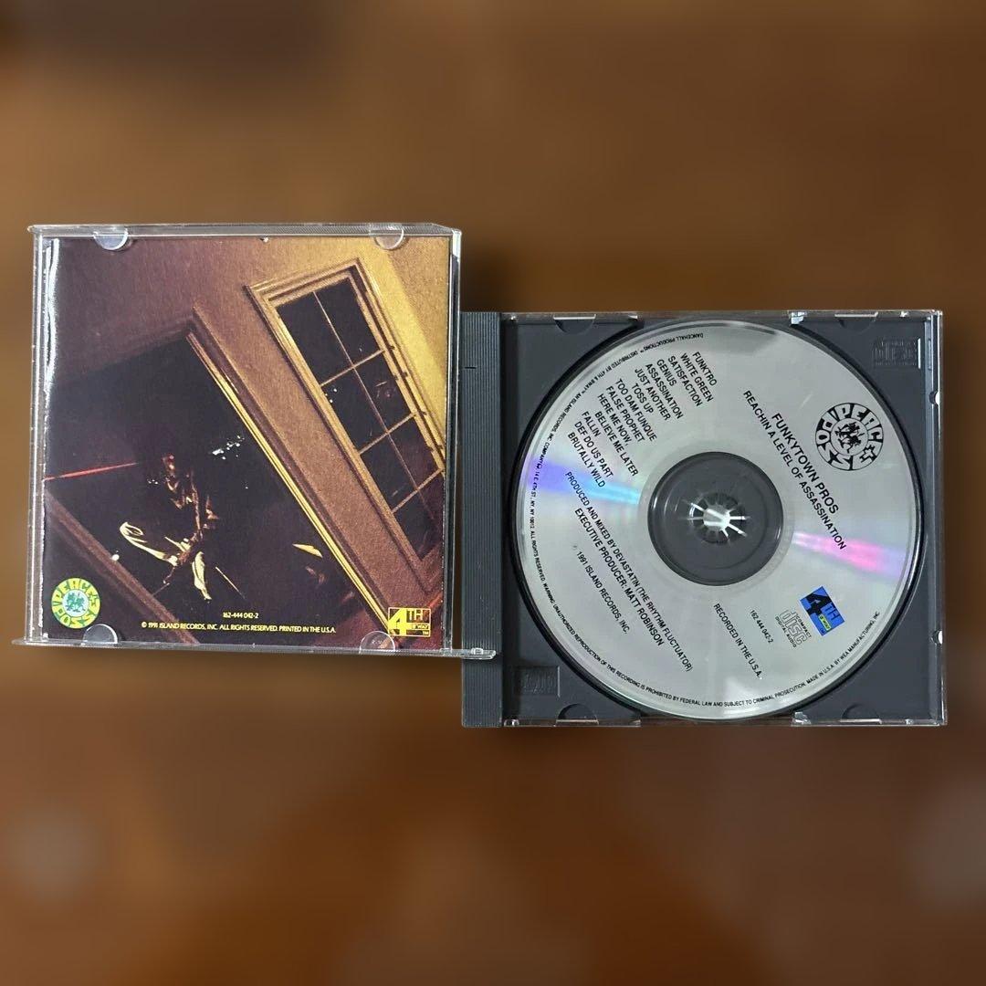 Funky Town Pros / Reachin a level of…