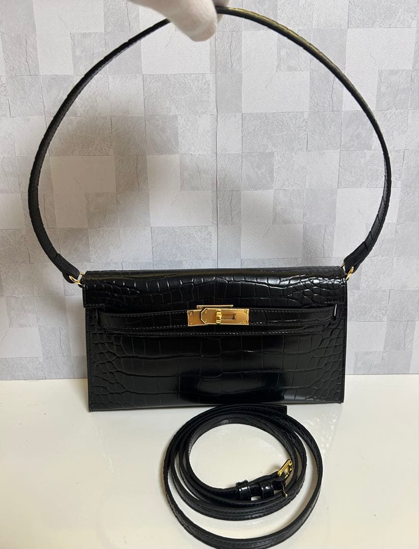 本革　クロコダイル調レザー クラッチバッグ3way