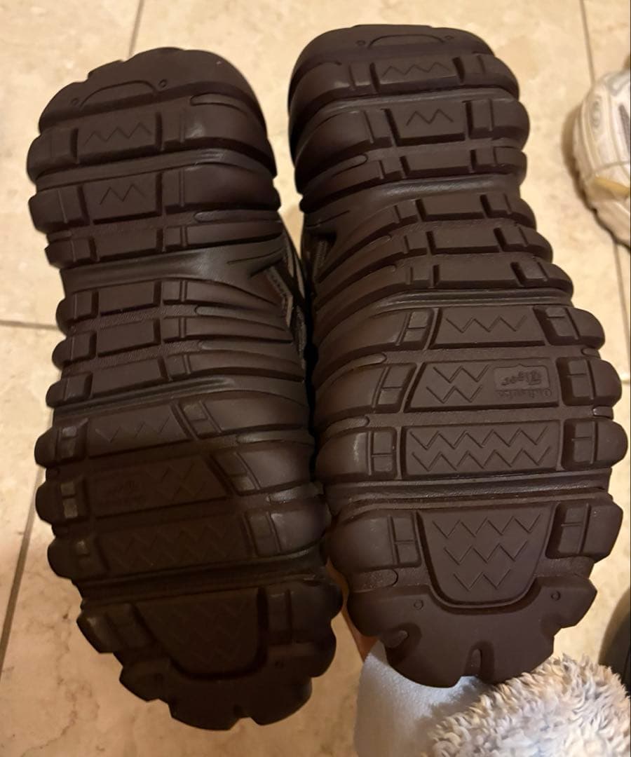 オニツカタイガー　DENTIGRE LS