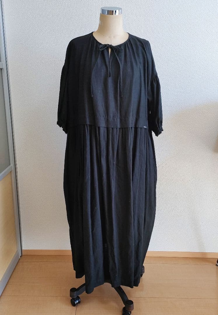 【みゆみゆ】ネストローブ　スキッパーワンピース　ブラック