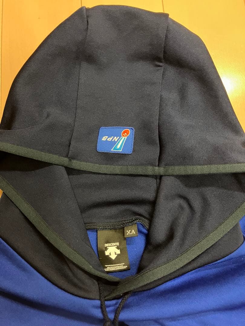 横浜Denaベイスターズ　プロコレクション　オーセンティック　半袖　パーカー