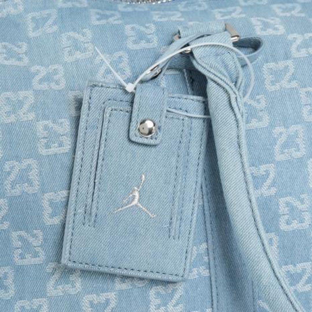 【完売品】SALE ジョーダンJORDANモノグラムダッフルバッグ ライトブルー