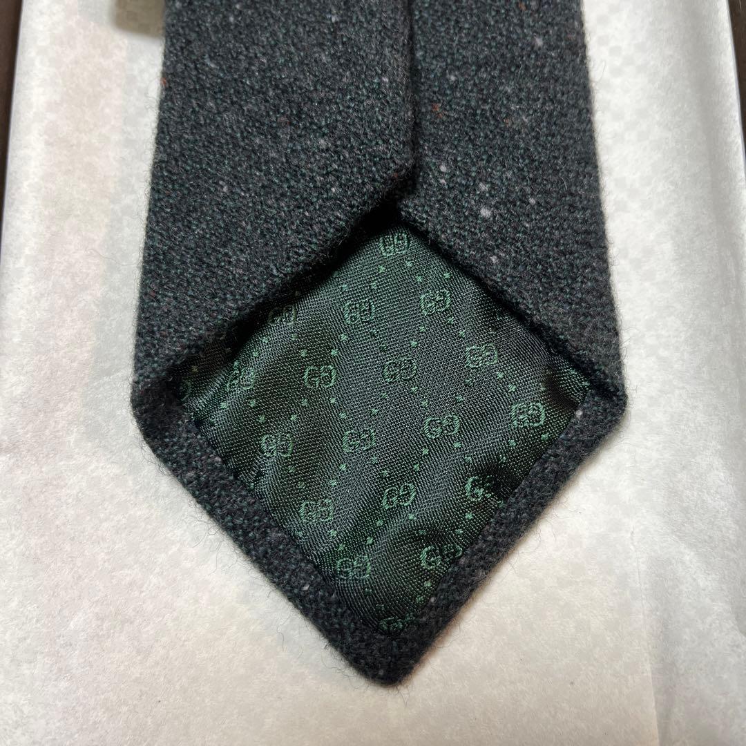 未使用タグ付　グッチ　ネクタイ　黒・緑　羊毛ウール