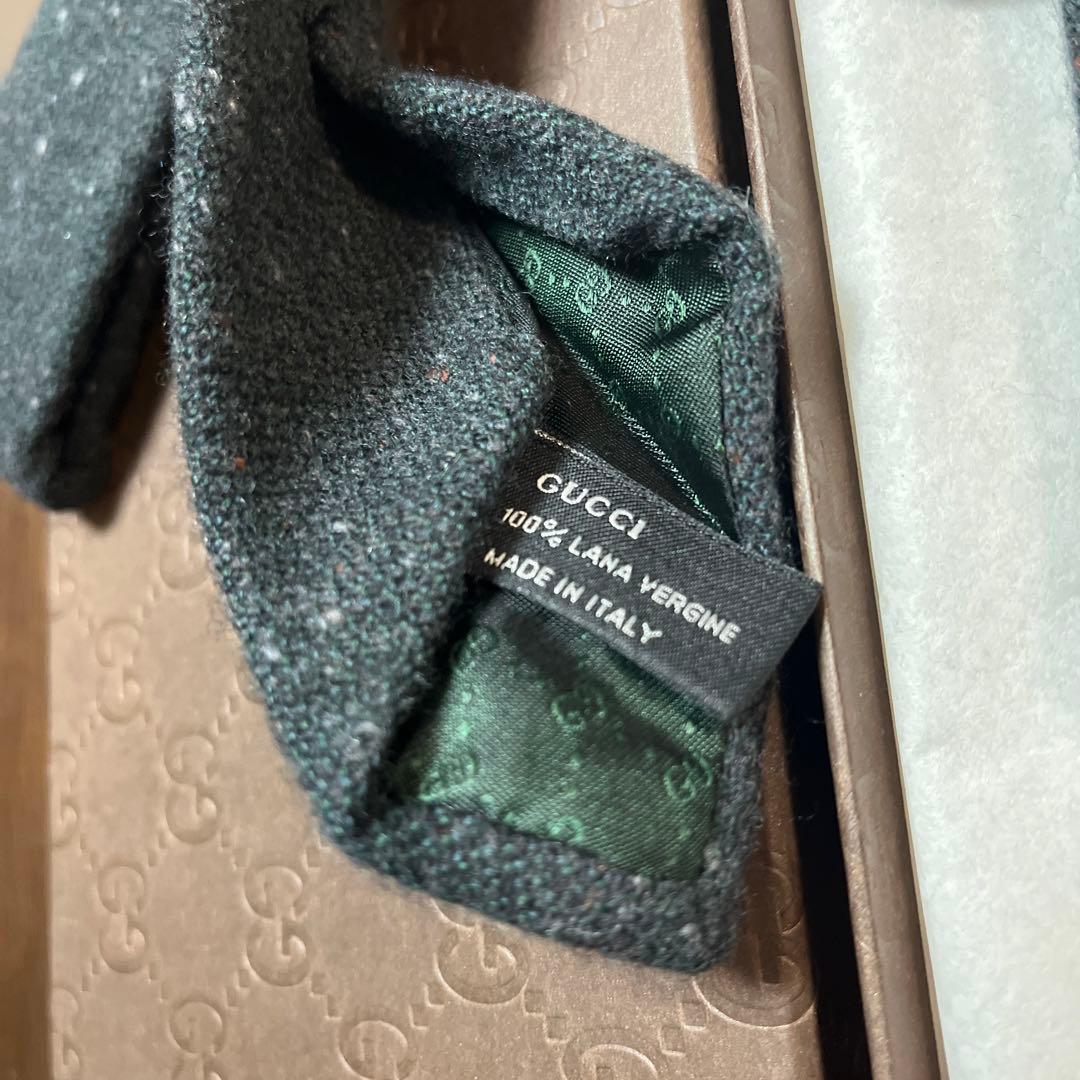 未使用タグ付　グッチ　ネクタイ　黒・緑　羊毛ウール