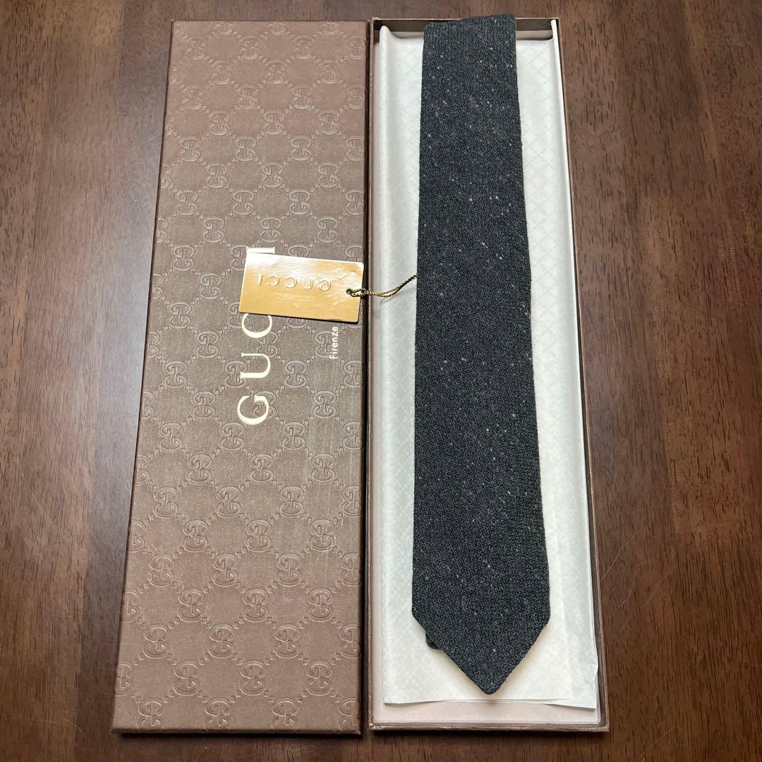 未使用タグ付　グッチ　ネクタイ　黒・緑　羊毛ウール