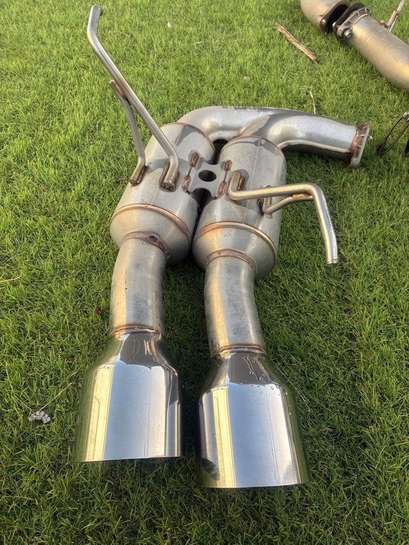 タピタピさん用InvidiaR400 WRX VAG STI VABマフラー