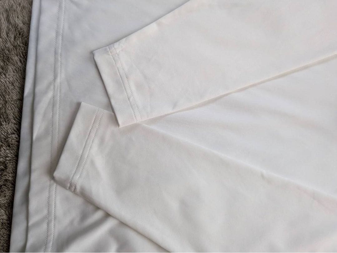 アンダーアーマー ゴルフウェア 長袖シャツ　新品　タグ付き　メンズ　白