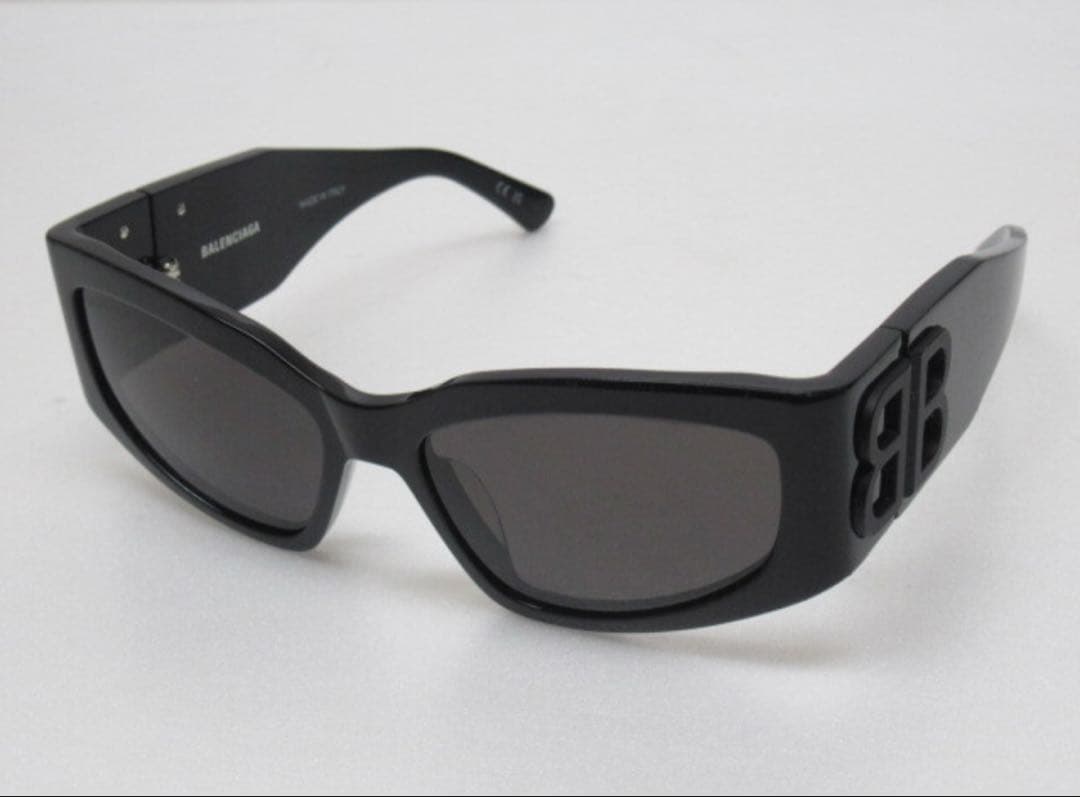 Balenciaga バレンシアガ ブラック サングラス