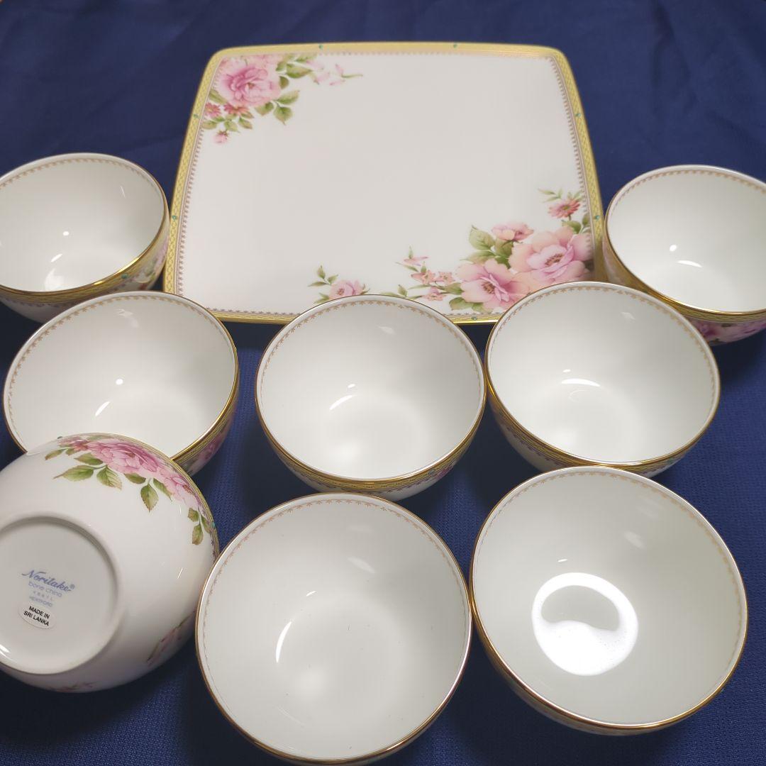 ノリタケ ボウルと四角皿セット 花柄陶器食器