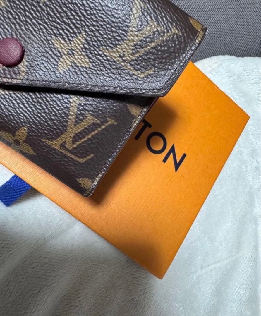 ルイヴィトン、ポルトフォイユ、ヴィクトリーヌ