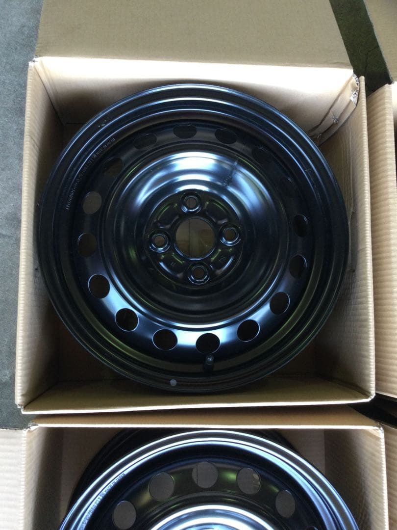 ヤリス【新車外し】純正スチールホイールセット