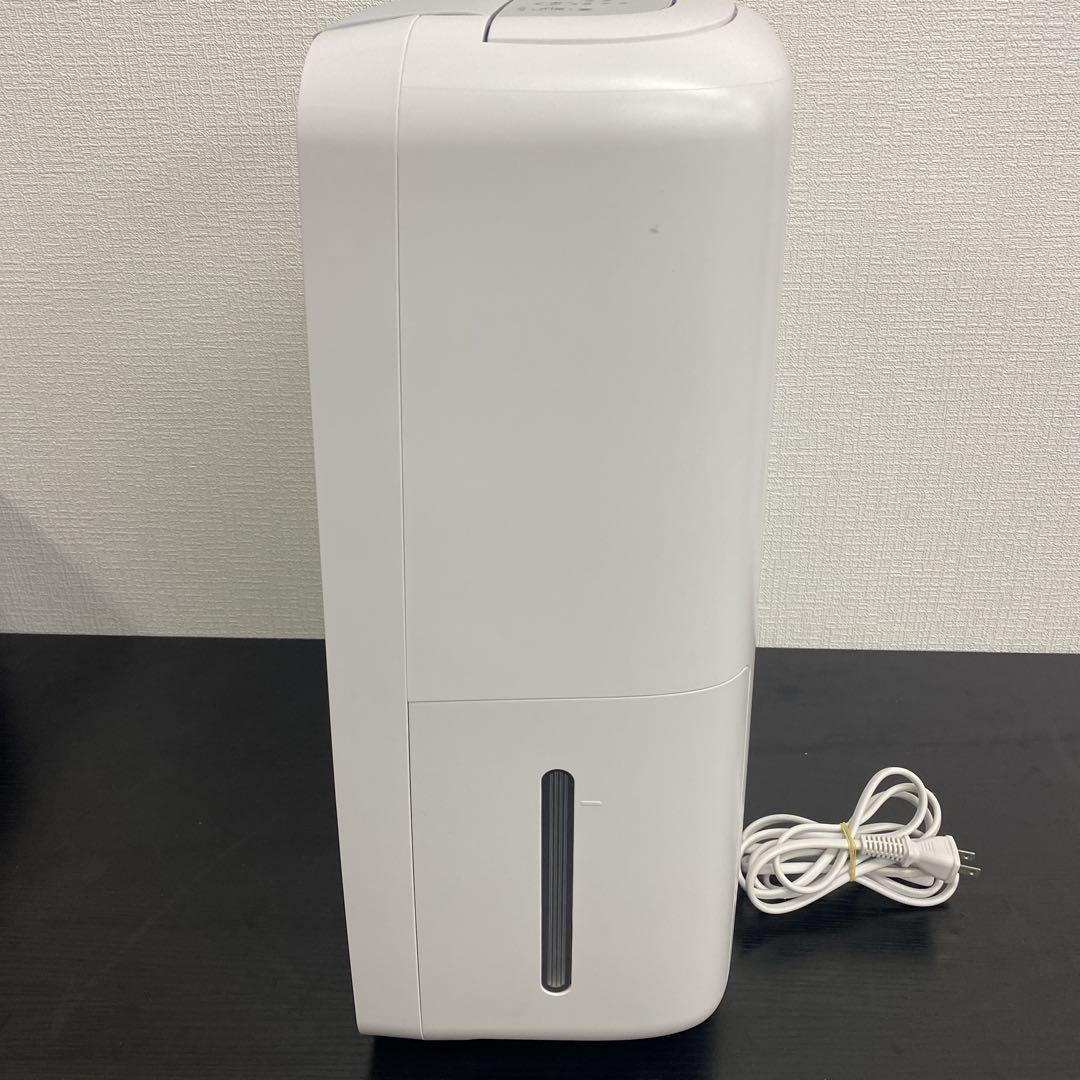 送料込み＊SHARP 除湿機 2022年製＊0228-3