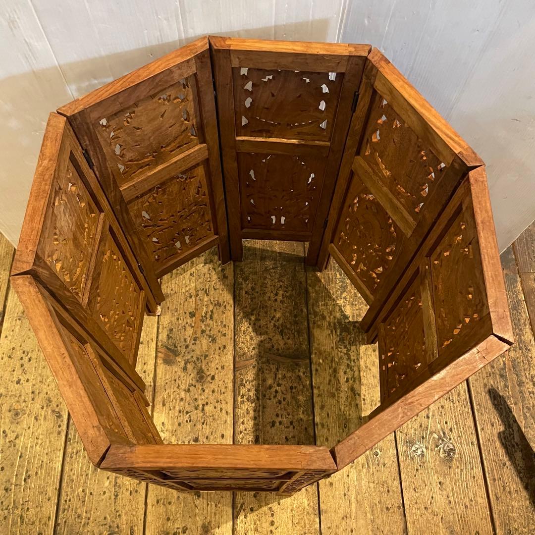 サイドテーブル　木製　木彫　アンティーク　住まい　机　美術品　工芸品